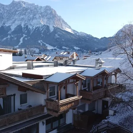 Hotel Garni Juchhof-3